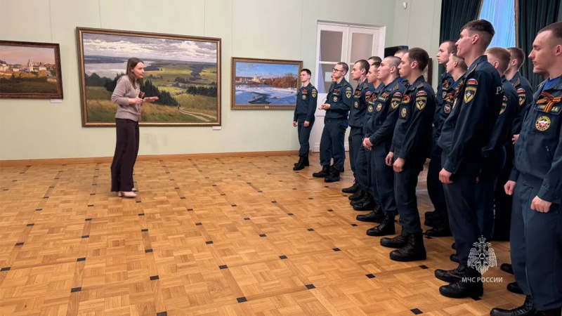 Личный  состав  военнослужащих по   призыву  посетил Центральный Дом  Российской Армии