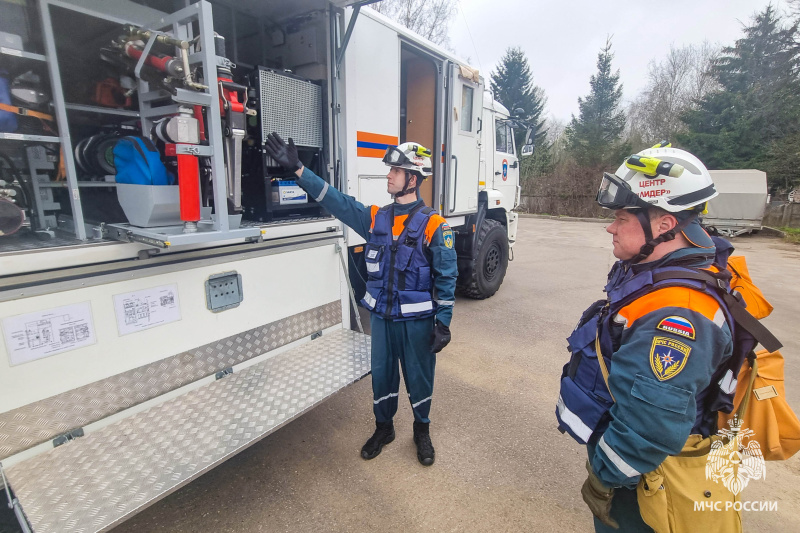 Полевой выход управления (РХБ защиты) и управления (робототехнических средств)