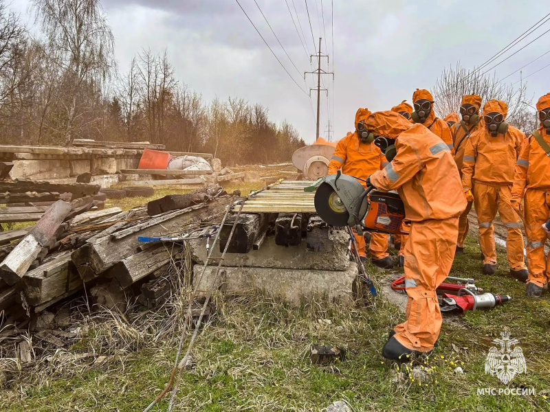 Полевой выход управления (РХБ защиты) и управления (робототехнических средств)
