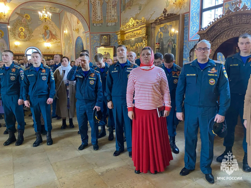 Сотрудники Центра приняли участие в молебне в честь Дня пожарной охраны