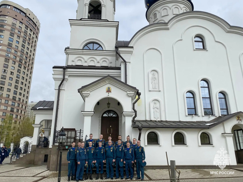 Сотрудники Центра приняли участие в молебне в честь Дня пожарной охраны