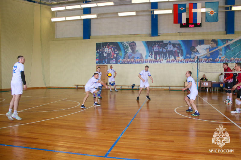 В Центре состоялся товарищеский матч, приуроченный ко Дню пожарной охраны