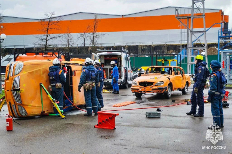 Полевой выход управления (первоочередных аварийно-спасательных работ в зонах ЧС)