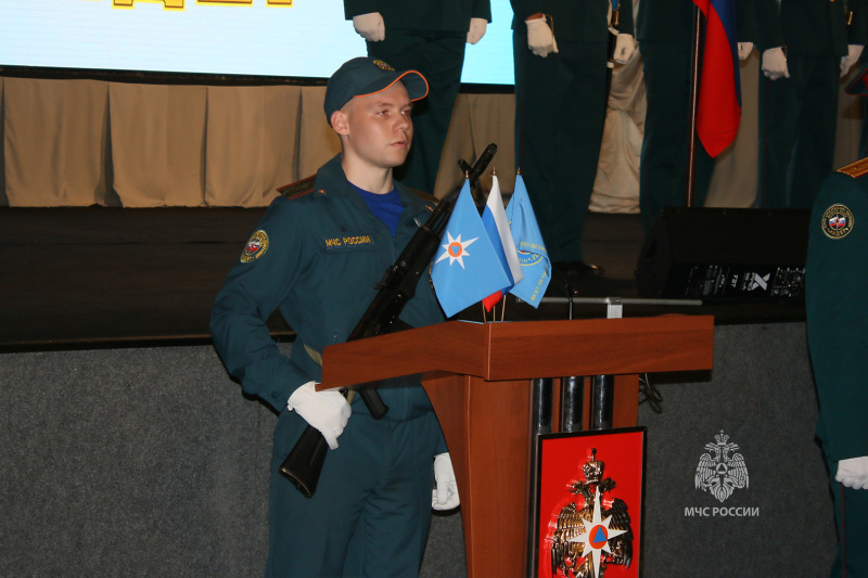 Тoржественное  принятие   Военной  присяги