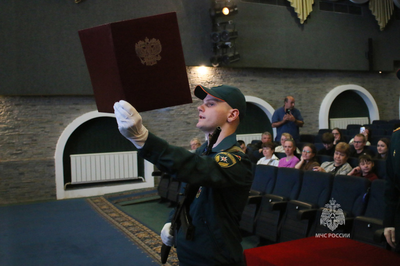 Тoржественное  принятие   Военной  присяги