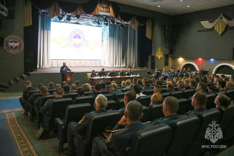 Сотрудникам Центра рассказали о социальных льготах и гарантиях