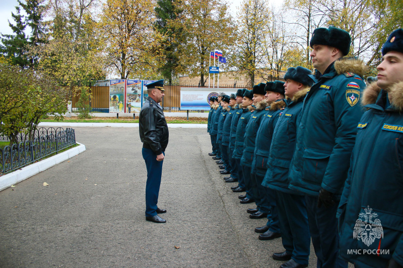 B Центре проведен смотр зимней формы одежды