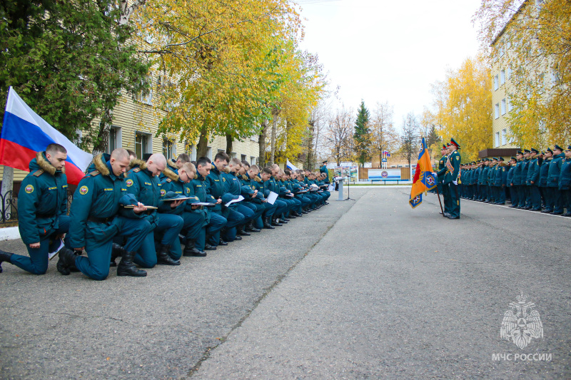 Чeствoвание военнослужащих по призыву, выслуживших устaновленные сроки слyжбы