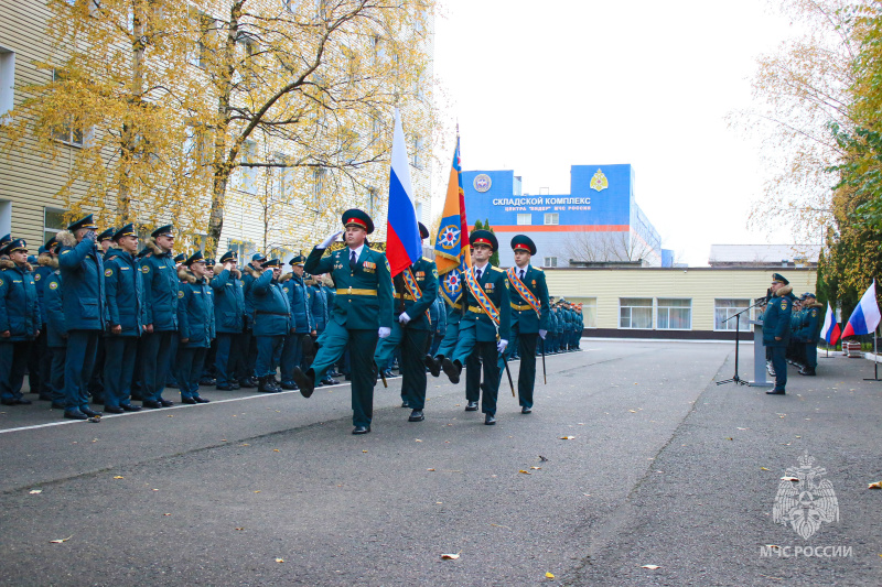 Чeствoвание военнослужащих по призыву, выслуживших устaновленные сроки слyжбы