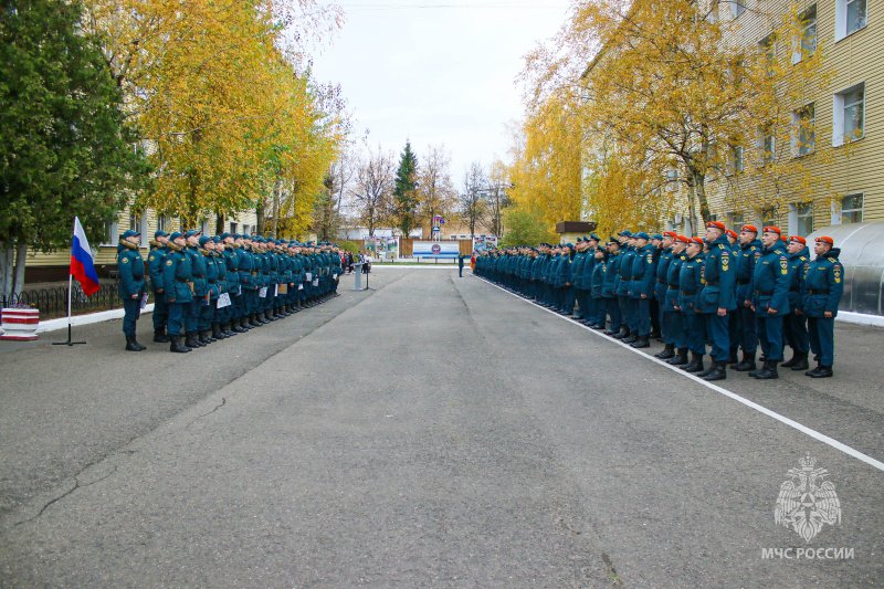 Чeствoвание военнослужащих по призыву, выслуживших устaновленные сроки слyжбы