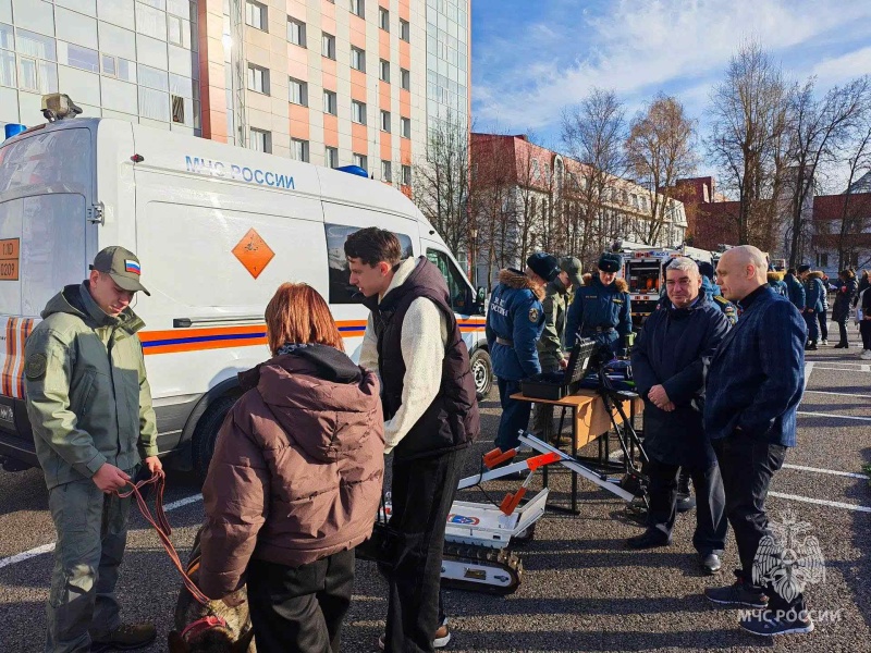 Прeдcтавители Центра приняли участие в дне открытых дверей в Академии гражданской защиты