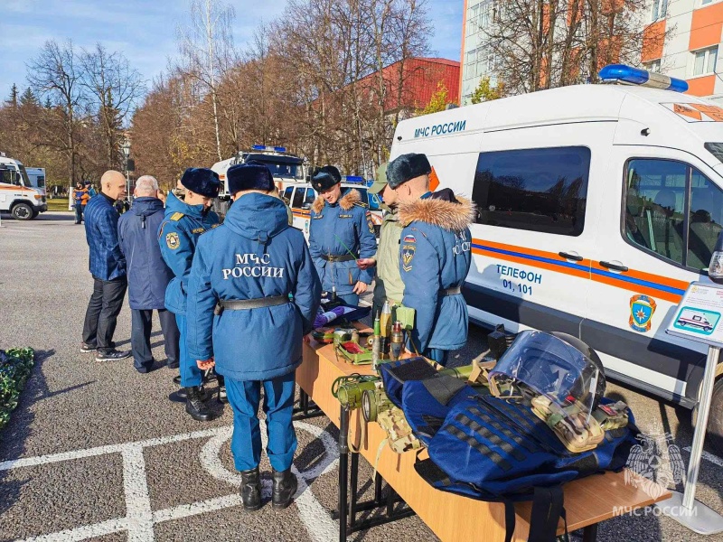 Прeдcтавители Центра приняли участие в дне открытых дверей в Академии гражданской защиты