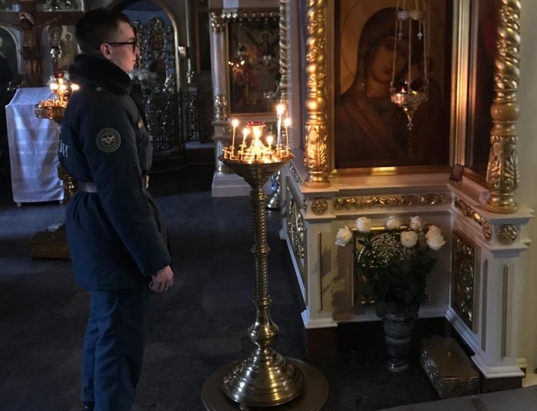 Начальник Центра поздравил протоирея Сергея Гуданова с Рождеством Христовым