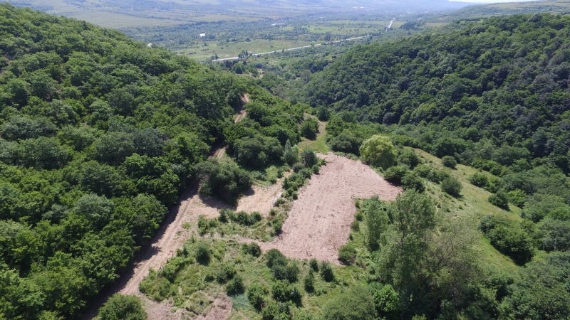 Обнаружение схрона с артиллерийскими снарядами в крепости н.п.Кехви 
