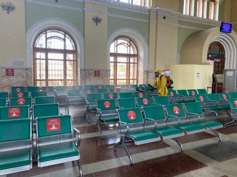 Специалисты Центра осуществили специальную обработку Ленинградского и Рижского вокзалов