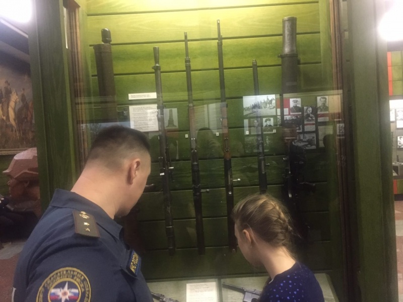 Посещение личным составом базы (обеспечения) музея пограничных войск ФСБ России