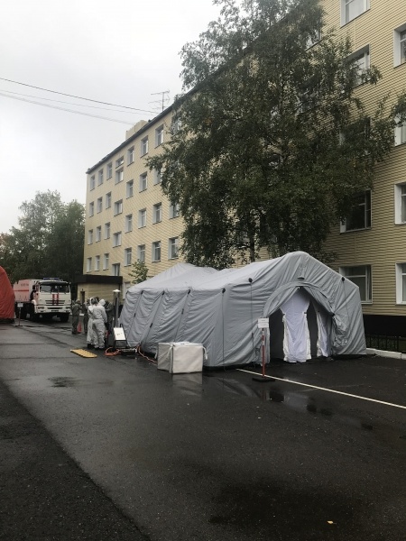 Занятия по развертыванию пункта специальной и санитарной обработки