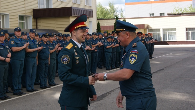 Чествование военнослужащих по призыву, выслуживших установленные сроки службы