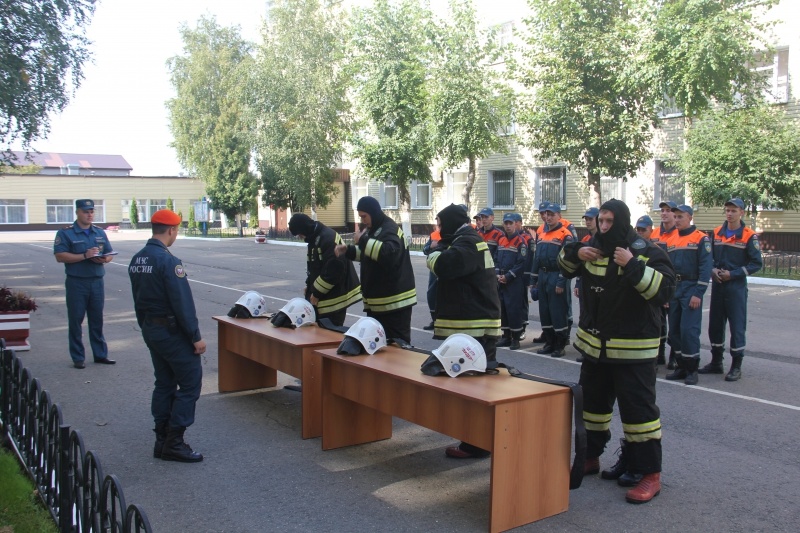 Сдача зачета по противопожарной подготовке прибывшими офицерами