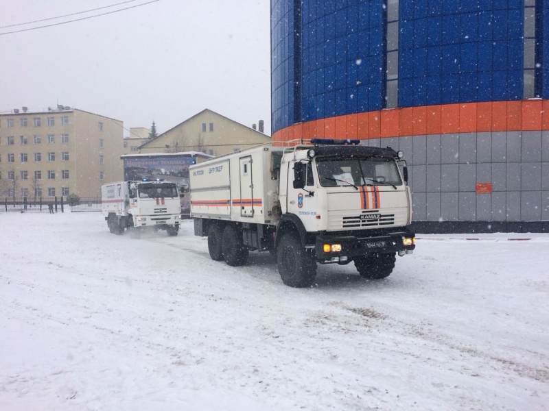 Центром "Лидер" развернуты мобильные пункты обогрева из-за непогоды