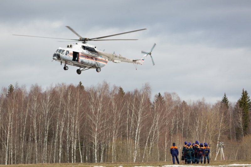 Продолжаются сборы по воздушно-десантной подготовке