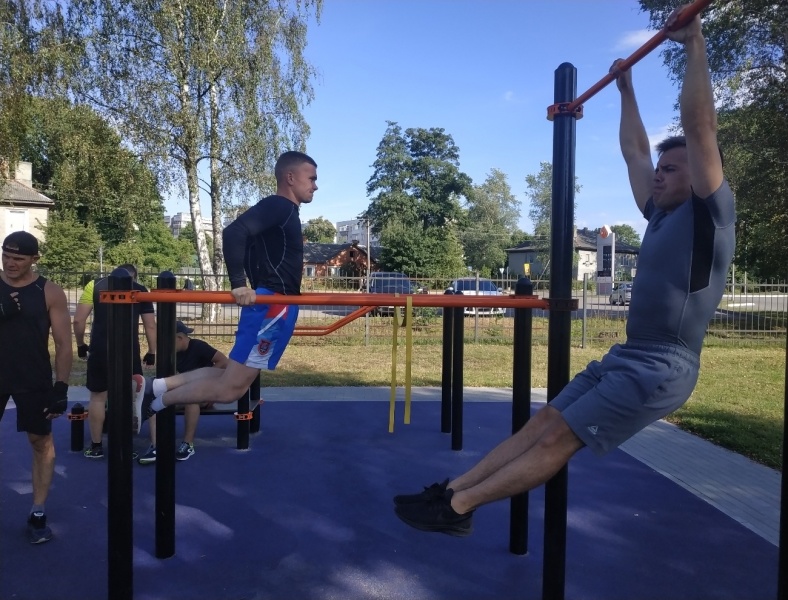 Проведение пиротехнических и специальных водолазных работ на акватории Балтийского моря