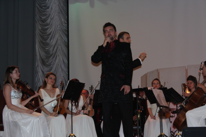 Концерт Показательного оркестра МЧС России в Центре "Лидер"