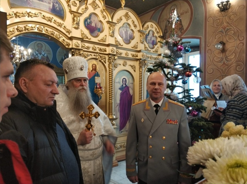 Начальник Центра поздравил протоирея Сергея Гуданова с Рождеством Христовым