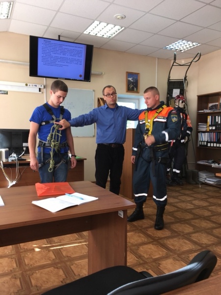 Сотрудник Центра продолжает обучение по дополнительной специальности "Комплексная подготовка спасателей"