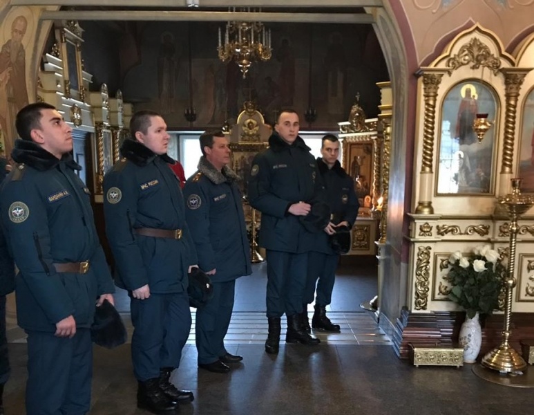 Начальник Центра поздравил протоирея Сергея Гуданова с Рождеством Христовым
