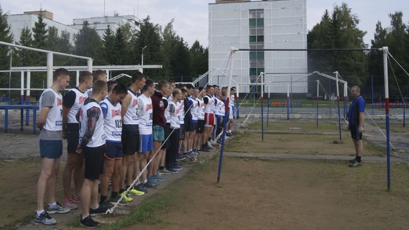 Продолжаются контрольные занятия с вновь прибывшими офицерами