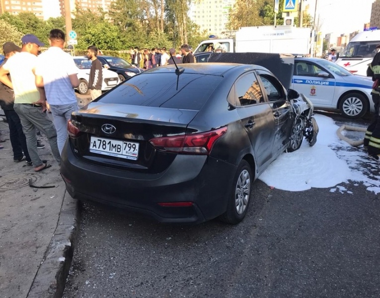 Ликвидация последствий ДТП по адресу:  г. Москва, Сосенский стан д. 10 