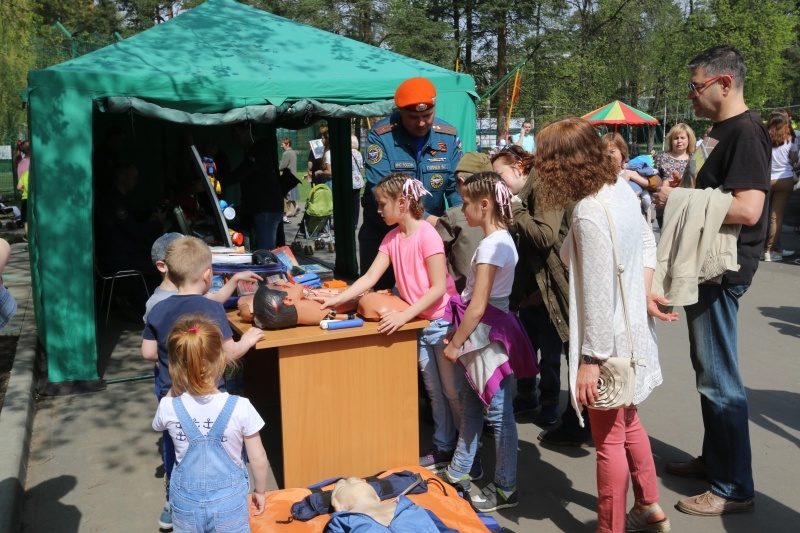 Парад Победы в пос. Мосрентген