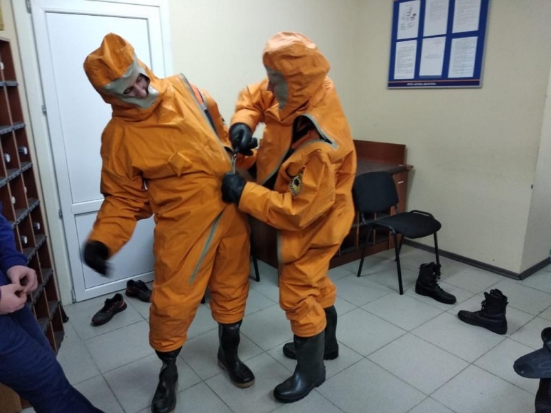 Продолжается обучение по специальности "Организация и проведение газоспасательных работ"