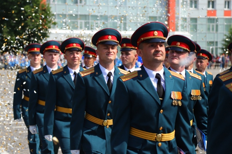 В АГЗ МЧС России состоялся XX выпуск специалистов