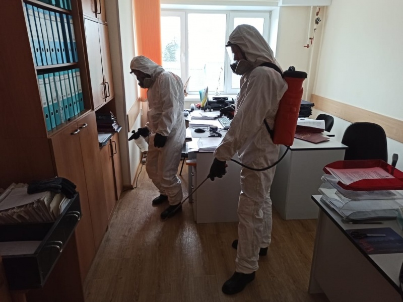 Специалисты Центра осуществляют комплекс мероприятий, направленных на предотвращение распространения новой коронавирусной инфекции COVID2019
