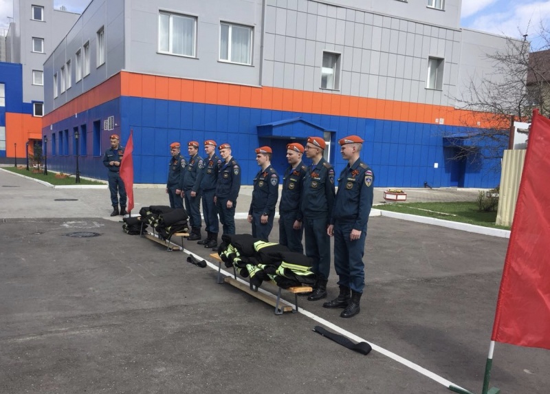 Спортивный праздник для солдат