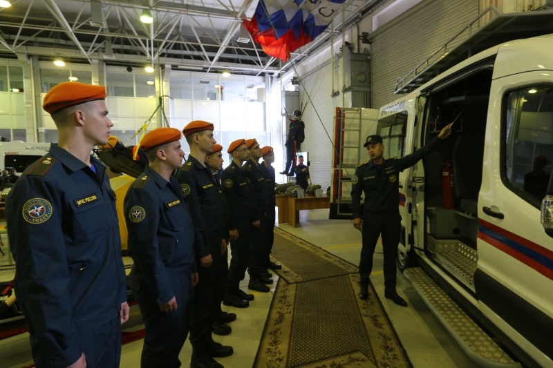 Центр "Лидер" принял первую группу новобранцев весеннего призыва