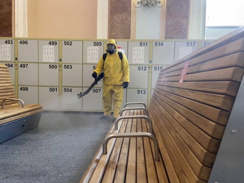 Подразделения ведомственного Центра «Лидер» провели дезинфекцию Курского вокзала в Москве