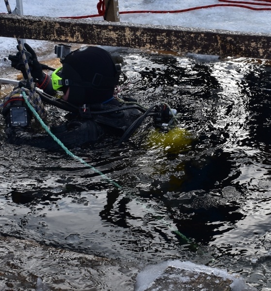 Водолазы Центра принимают участие в соревнованиях «Русский лёд 2019»