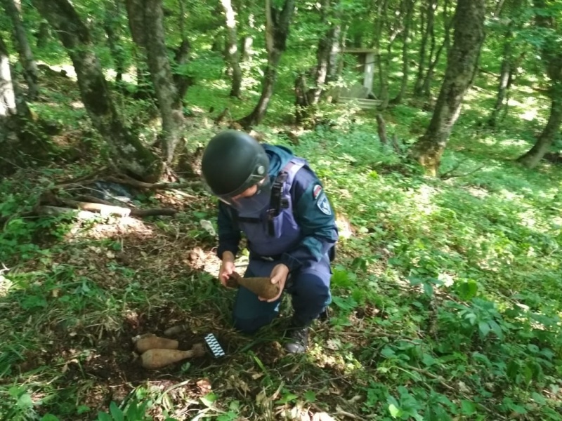 Проведение пиротехнических работ в Республике Южная Осетия.Видео с места проведения работ