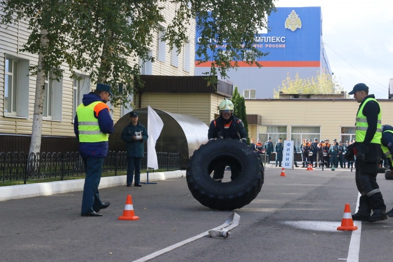 Завершились соревнования по пожарному кроссфиту