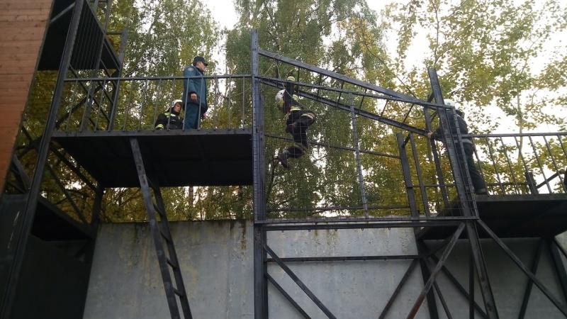 Занятия с пожарным расчетом Центра