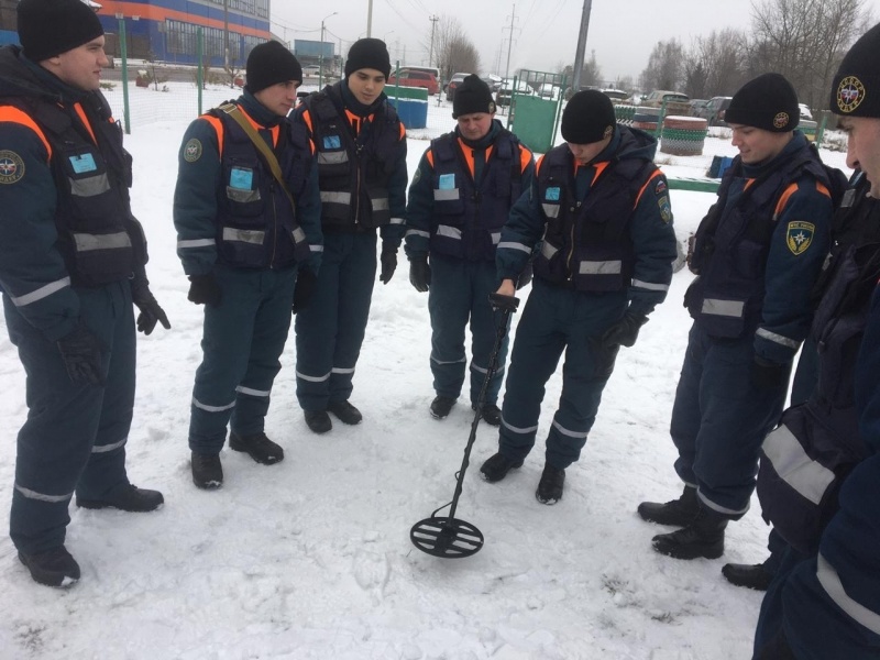 В Центре продолжаются сборы с личным составом по подготовке к проведению пиротехнических работ 