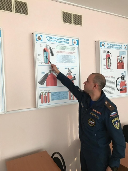 Продолжается обучение сотрудников Центра по профессии "Пожарный"