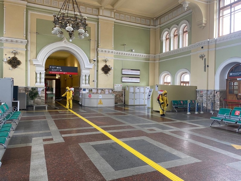 Специалисты Центра осуществили специальную обработку Ленинградского и Рижского вокзалов