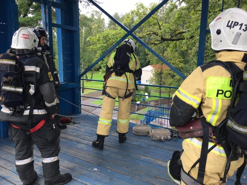 Сборы с личным составом, заступающим в пожарный расчет Центра