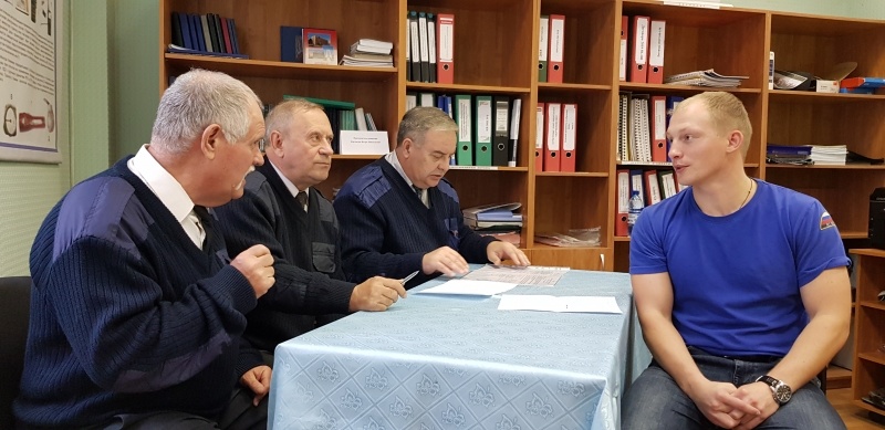 Водолазы Центра прошли обучение по подводным взрывным работам