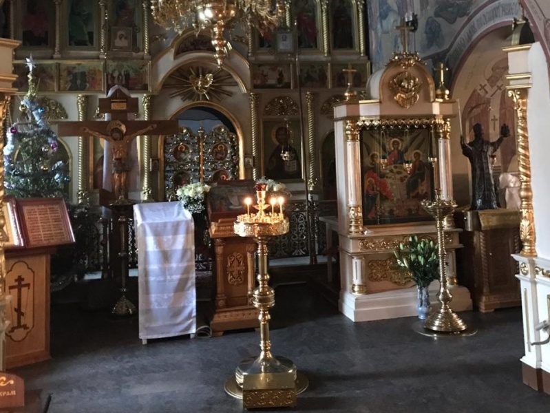 Начальник Центра поздравил протоирея Сергея Гуданова с Рождеством Христовым