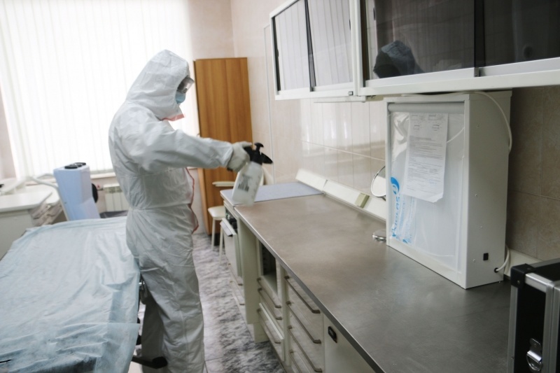 Профилактика коронавирусной инфекции в Центре продолжается